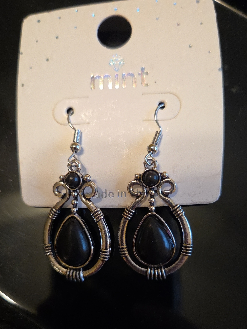 Mint black teardrop dangle earrings with vintage silver-tone accents, New
